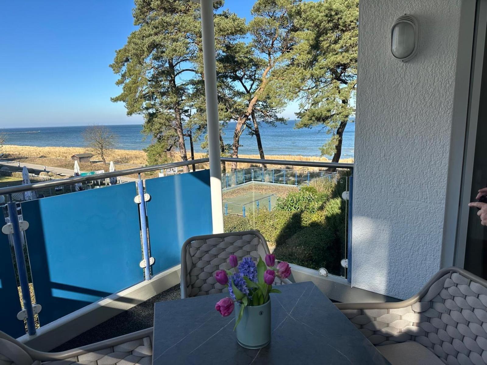 Sandbank Hotel & Appartements Лубмин Екстериор снимка