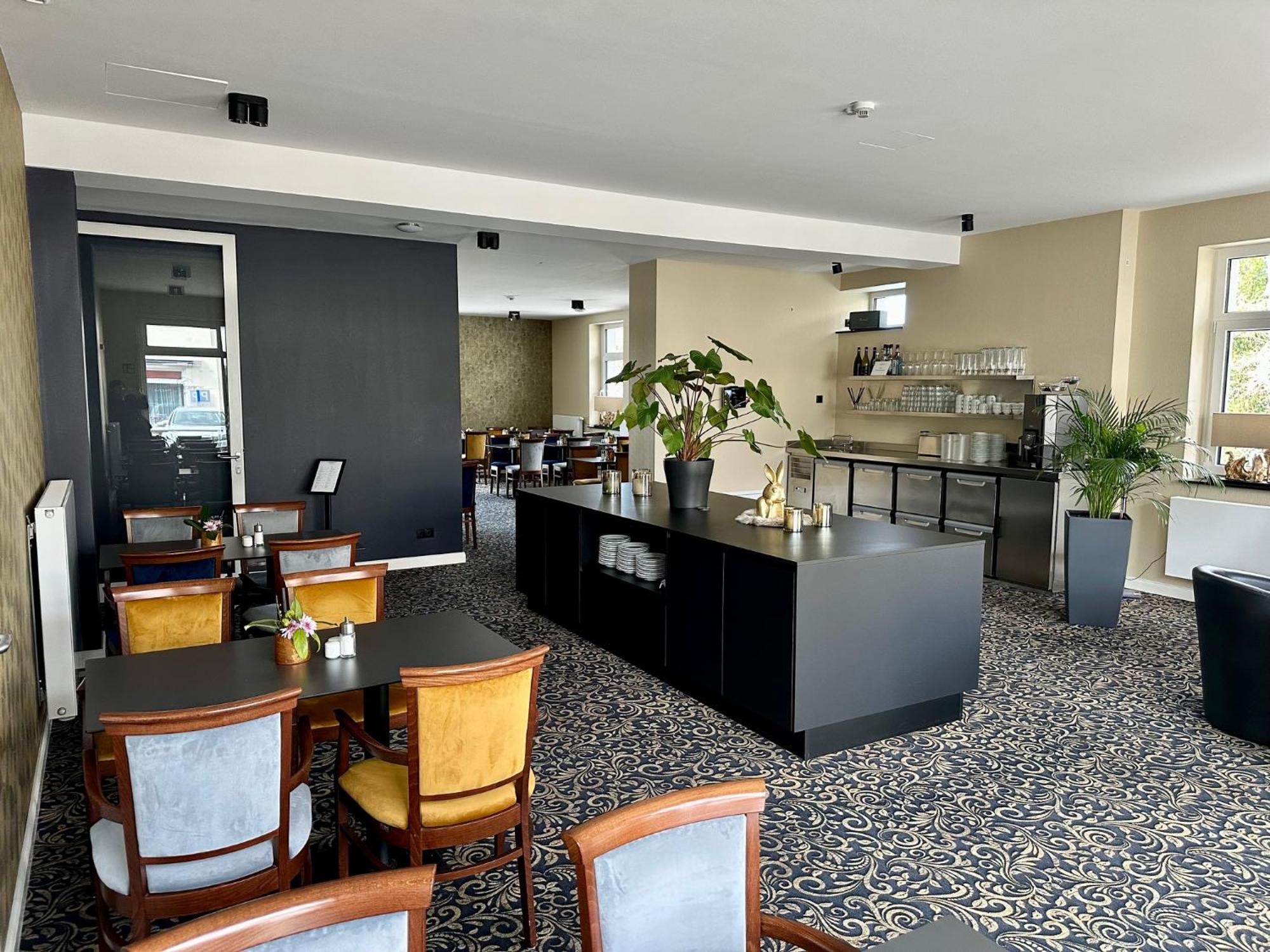 Sandbank Hotel & Appartements Лубмин Екстериор снимка