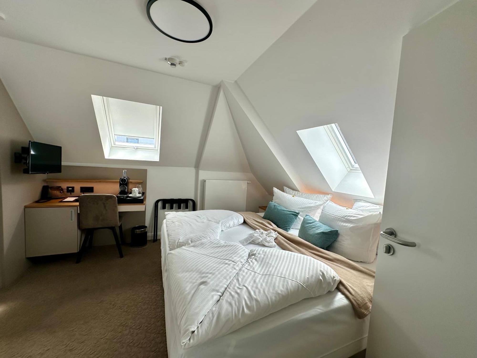 Sandbank Hotel & Appartements Лубмин Екстериор снимка